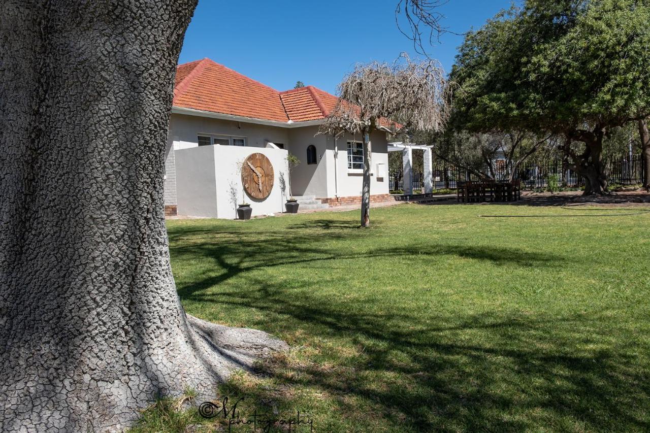 @Mango'S Apartment Beaufort West Exterior foto